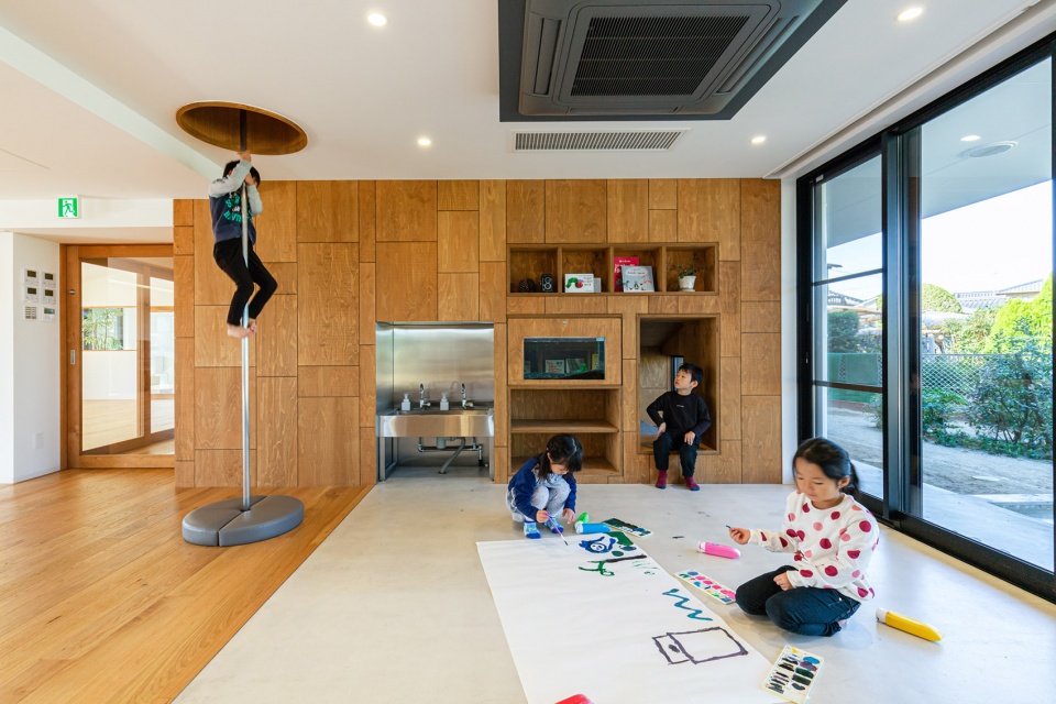 幼兒園室內(nèi)門窗設(shè)計(jì)要注意什么? 幼兒園室內(nèi)門窗設(shè)計(jì)要注意什么?