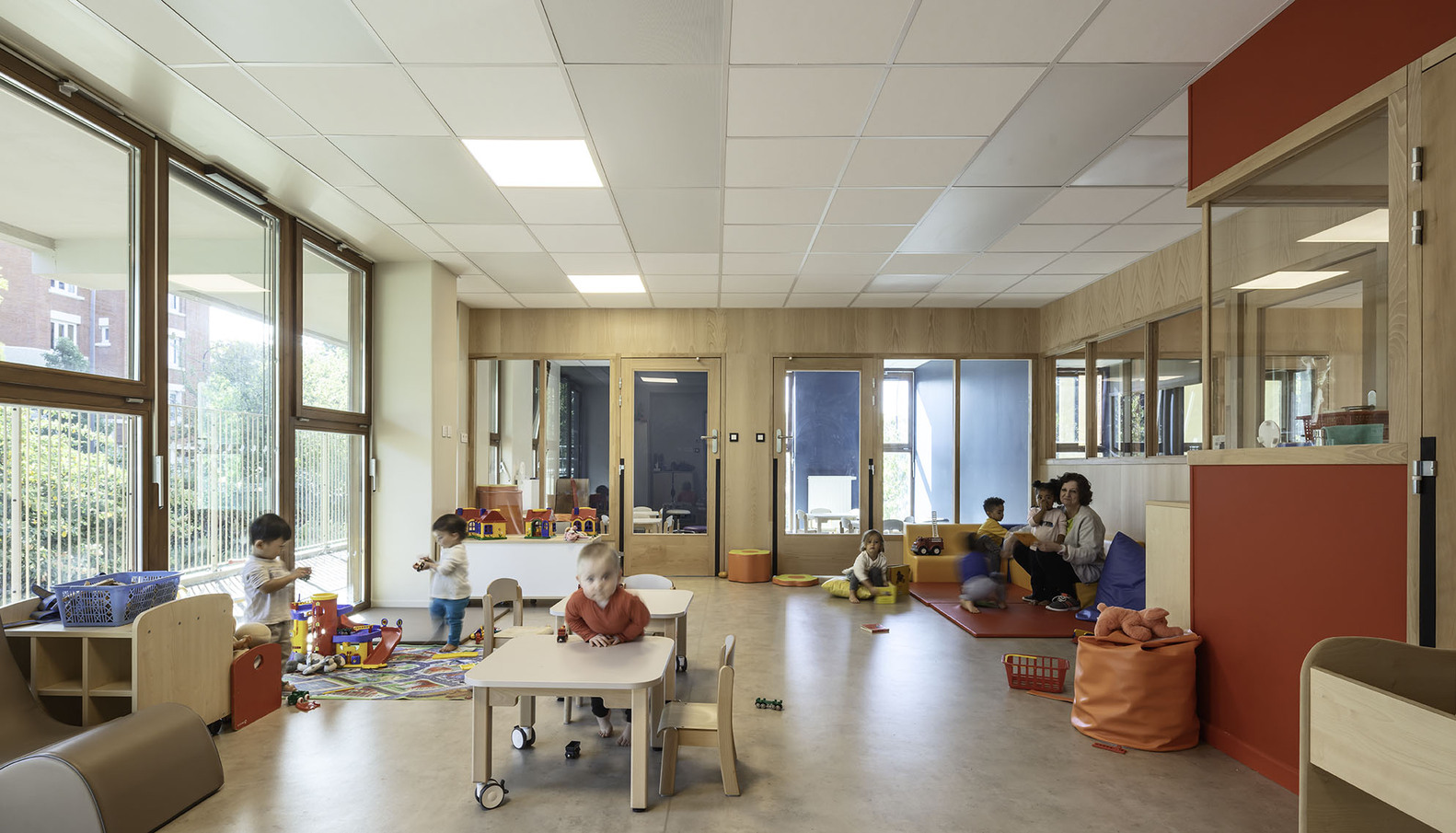 托育中心設(shè)計(jì)營造教育氛圍的方法有哪些？